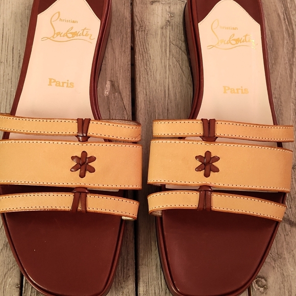 Christian Louboutin Vintage Leather Sandal in Tan/Oak Combo Euro 37 - Picture 4 of 15
